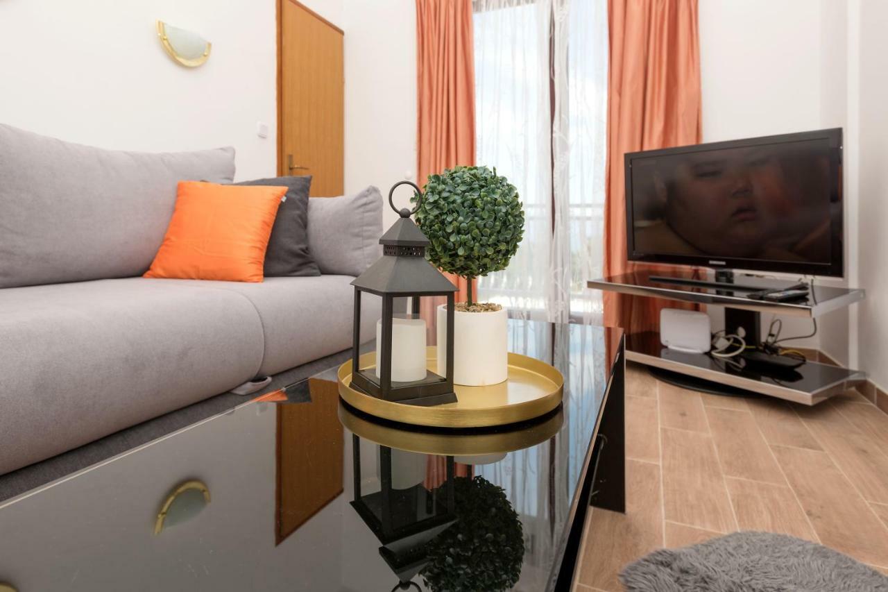 Apartmani Zara & Maris 格拉达茨 外观 照片